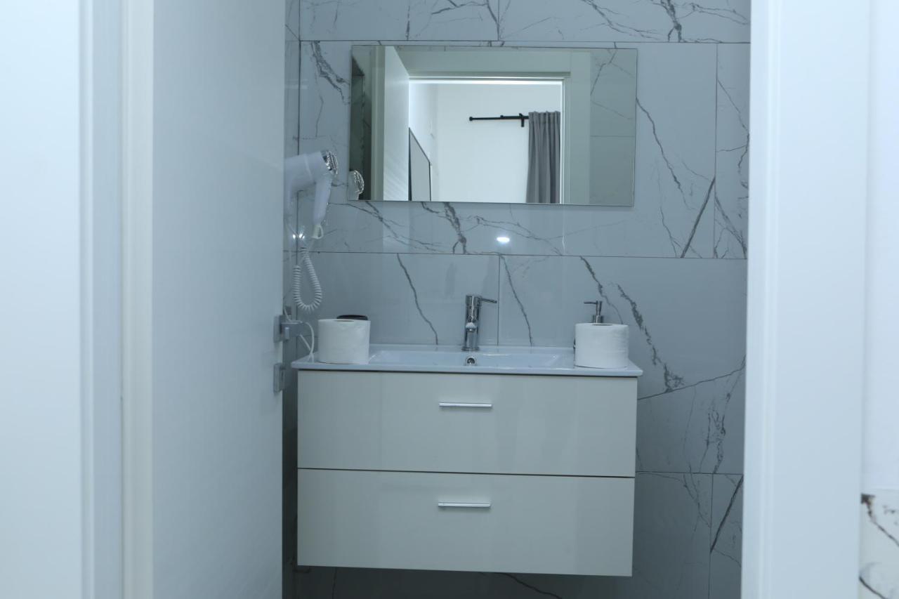 Santi House Apartment Катания Екстериор снимка
